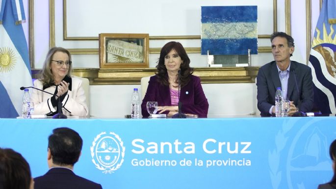 Cristina pidió una respuesta conjunta para afrontar el "terrible endeudamiento" con el FMI