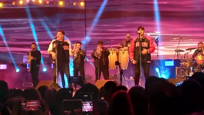 Banda XXI pone a bailar a los cuarteteros