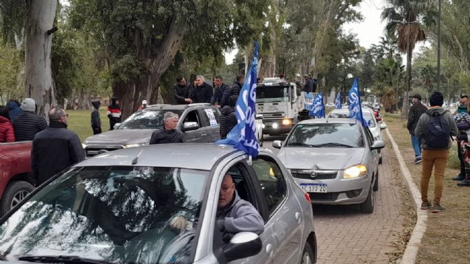 Comenzó la caravana con la presencia de Llaryora en Villa Nueva