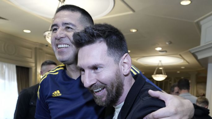 Riquelme se despide en la Bombonera con Messi como invitado especial