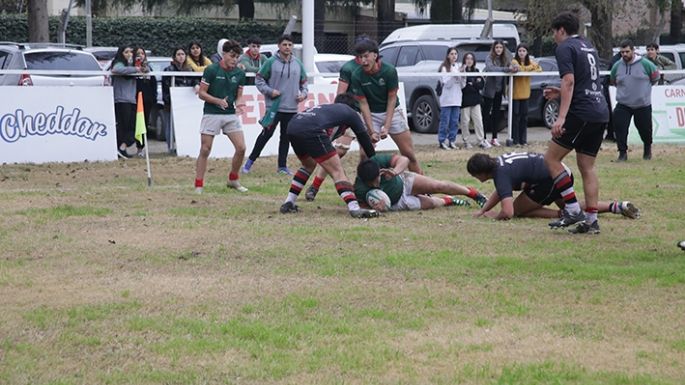 El clásico de juveniles se pintó de verde