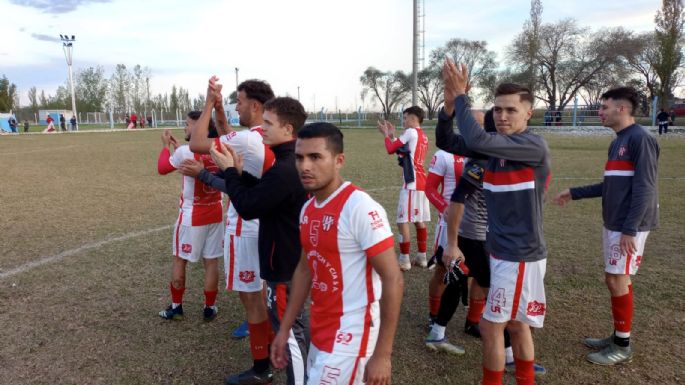 Victorias como visitantes de Atlético Ticino e Yrigoyen