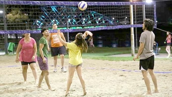 Refuncionalizan las canchas de vóley playero de la costanera