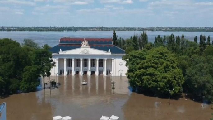 Jefe de la OTAN pide ayuda para Kiev por la destrucción  de la represa de Kajovka