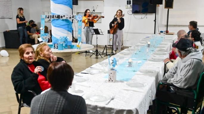 El Hogar de Ancianos municipal celebró un nuevo aniversario