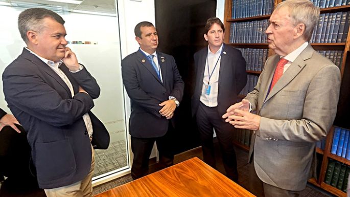 El gobernador Schiaretti se reunió con autoridades de Oru Fogar