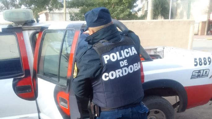 Rompió la orden de restricción con su expareja y quedó detenido