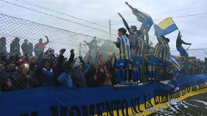 Con el grito enorme del sur