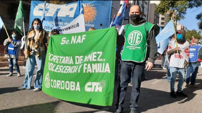 Trabajadores protestaron en Defensoría del Niño