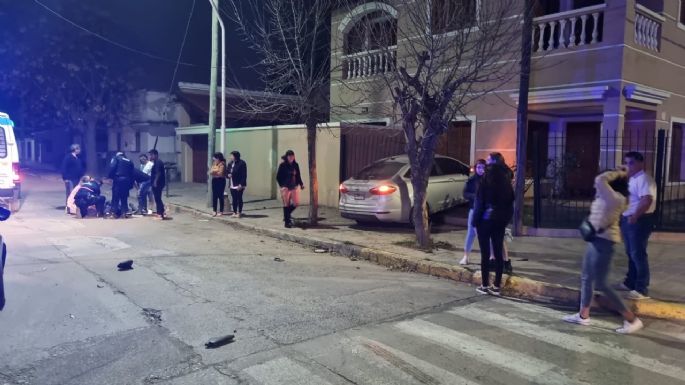 Dos motociclistas con lesiones graves tras sendos accidentes en Arroyo Algodón y Villa Nueva