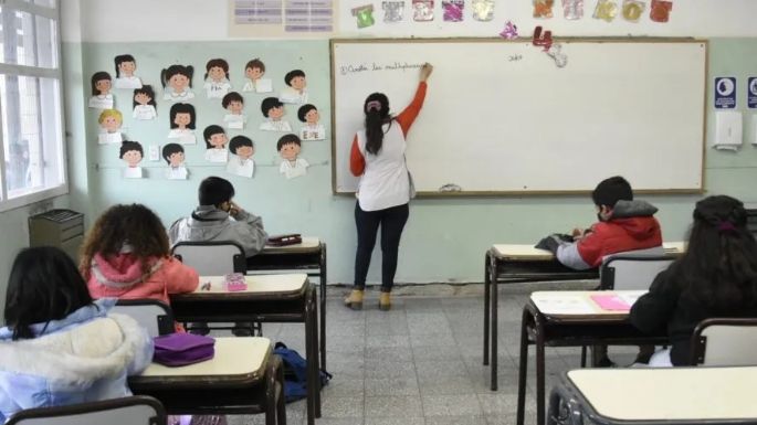 Este lunes retoman las clases en las escuelas de Córdoba