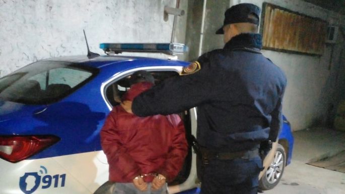 Un joven circulaba en una moto robada y terminó detenido