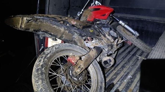 Lo engancharon con varias dosis de cocaína y en una moto robada
