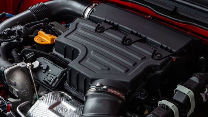 Pulse Abarth, qué tiene en común y qué no con la versión convencional