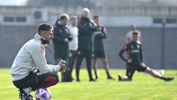 Demichelis recupera hombres