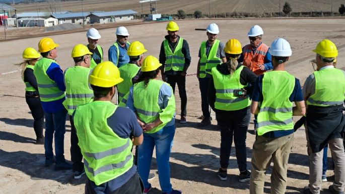 Vecinalistas recorrieron los avances en la obra del Centro de Gestión Ambiental
