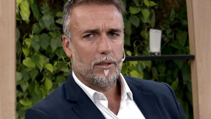 Denunciaron a Batistuta por tener trabajadores "en condiciones deplorables" en uno de sus campos