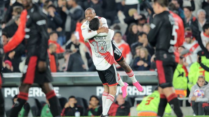River derrotó a Colón y dio un paso fundamental en su camino al título