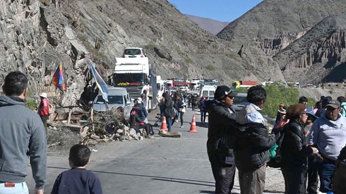 Comuneros ratifican los cortes de rutas y denunciaron a Morales por los perjuicios a la ciudadanía