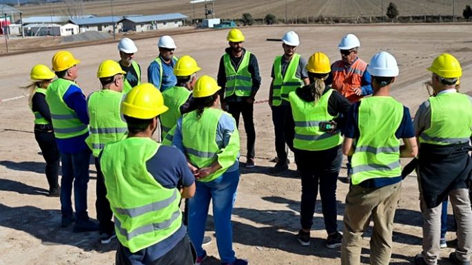 Esperan las maquinarias para llegar al 80% de avance de obra