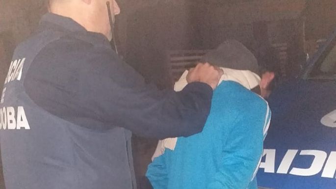 Lo engancharon robando una cámara de seguridad de una casa
