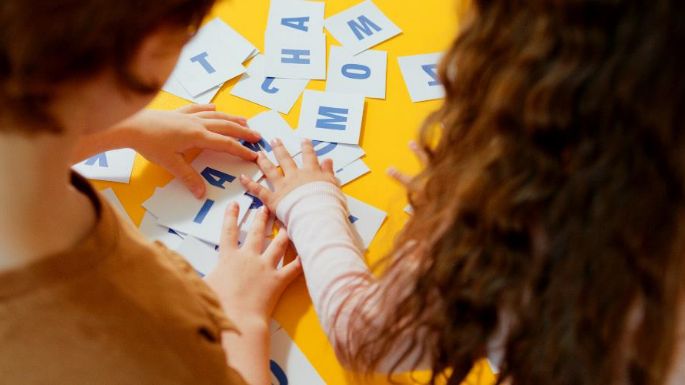 Córdoba: convocatoria pública para adoptar a dos hermanos, por separado