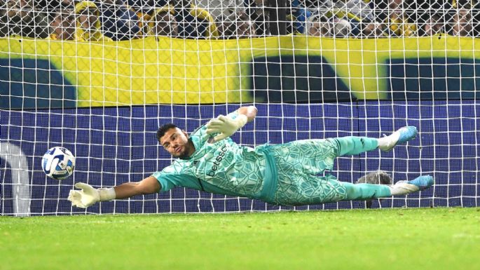 Boca derrotó a Nacional en los penales gracias a "Chiquito" Romero