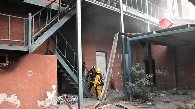 Otro incendio en la casona del Ferrocarril