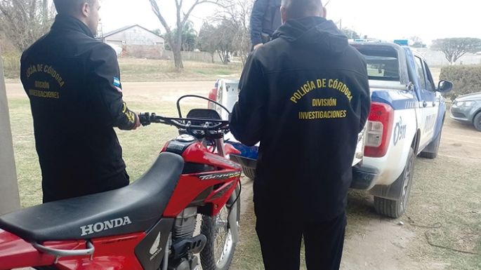 Recuperaron dos motos robadas