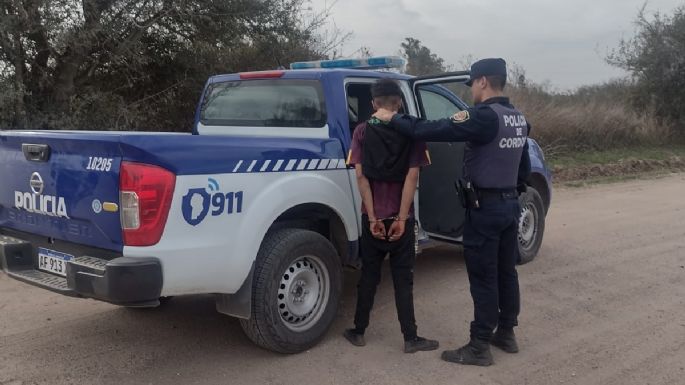 Robaron un aire acondicionado en una obra y fueron detenidos