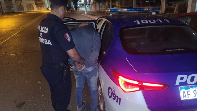 Detuvieron a dos jóvenes de 18 años con un arma de fuego en plena ciudad