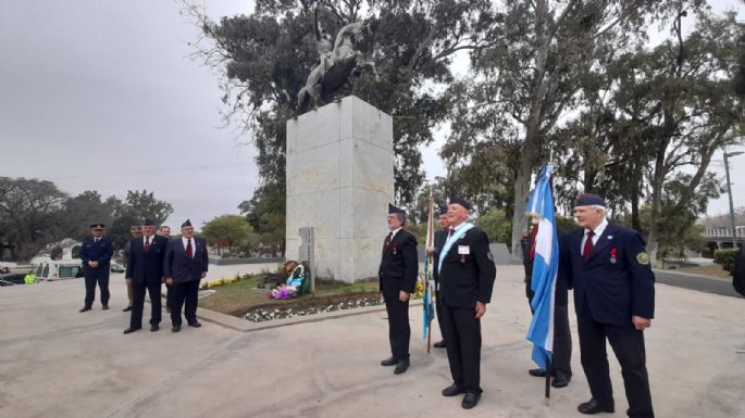 Gill recordó a San Martín y habló de un "compromiso mayor" con la Patria