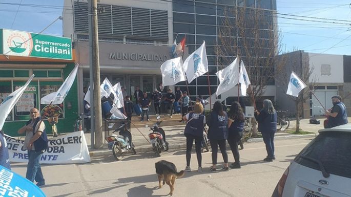 Cumple un mes el conflicto de los trabajadores petroleros con empresa de gas en Monte Maíz