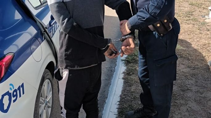 Detuvieron a los presuntos responsables de un robo a un local de ropa deportiva