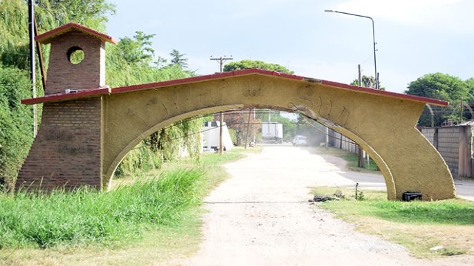 Las dos Villas y Tío Pujio a  expensas de los ladrones