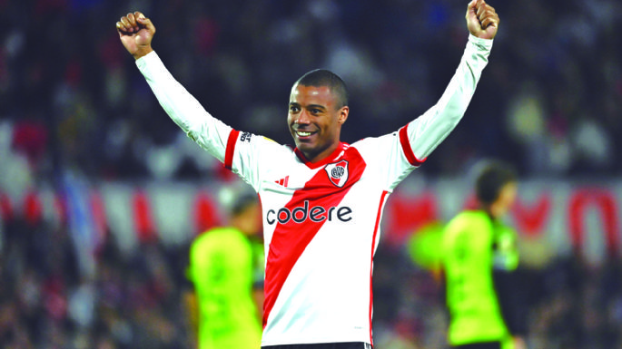 River aplastó a Barracas Central