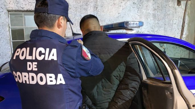Circulaba en una moto robada, evitó un control policial y terminó detenido
