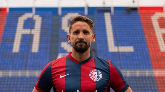 El uruguayo Gastón Ramírez  se sumó como nuevo volante