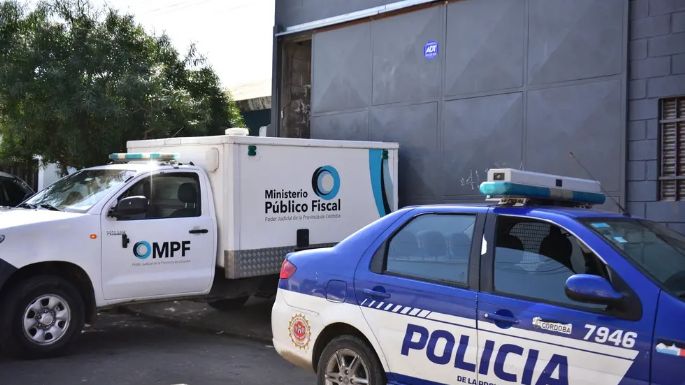 Un joven operario falleció tras caer de un montacargas