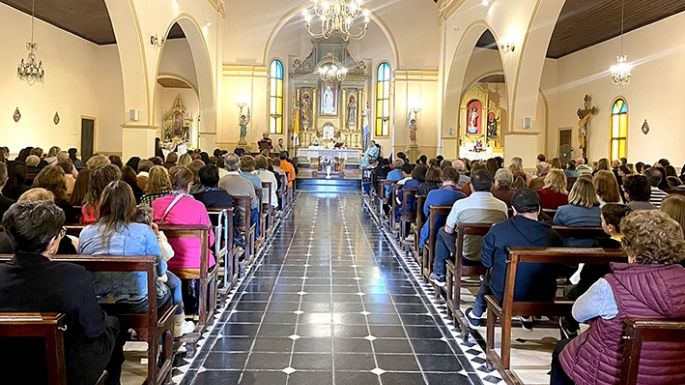 “Cuando María está presente, trae unión y paz en la familia”