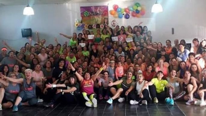Todos  de festejo y a zumbear