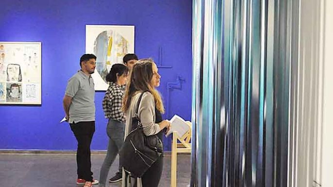 Mujeres en el salón