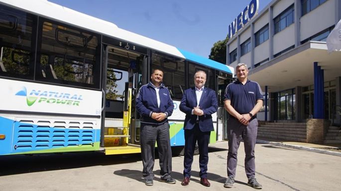 Accastello, por nuevos buses de gas natural