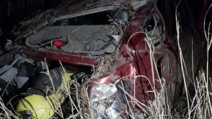 Dos jóvenes fallecieron y otros dos resultaron heridos tras un accidente