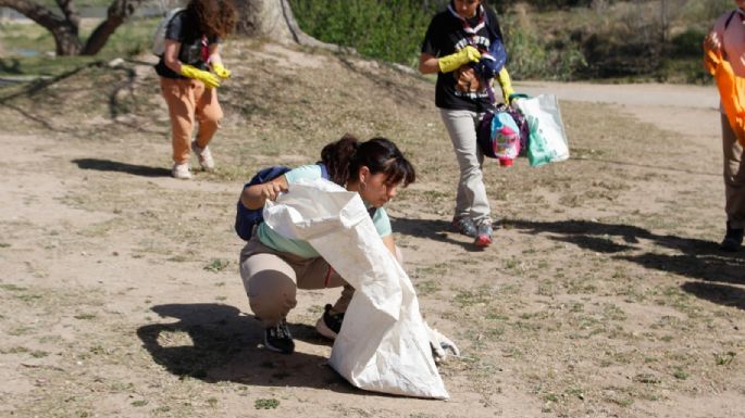 Más de 160 voluntarios recolectaron basura en la costanera