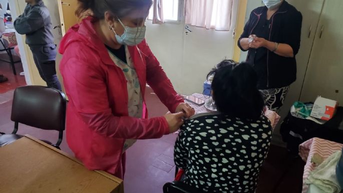 Profesionales del Pasteur se trasladaron a la cárcel local para asistir a mujeres