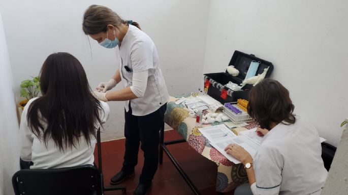 Profesionales del Pasteur se trasladaron a la cárcel local para asistir a mujeres