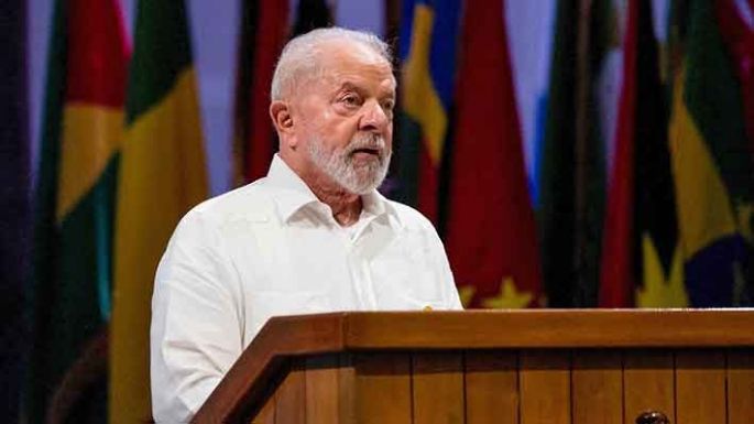 Lula está "neurológicamente perfecto" tras su operación