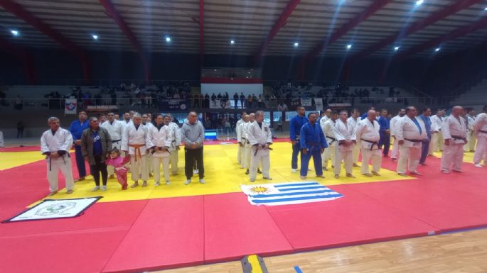 Homenajearon al judoca local Sergio Tignani junto a sus hijos