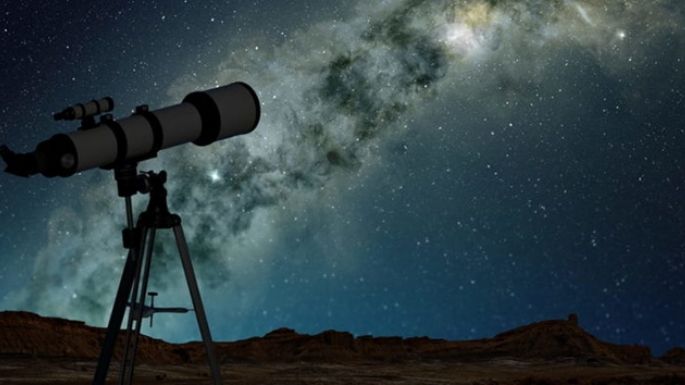 Para ver esta noche con telescopios